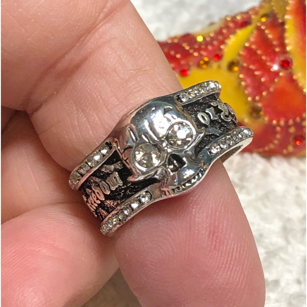 Mens skull -freedom or death ring -stones